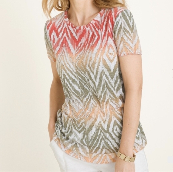 Chico's Zenergy Ikat Print Top Size 16/18 Crushed Fabric Shirt Tunic - Picture 3 of 12